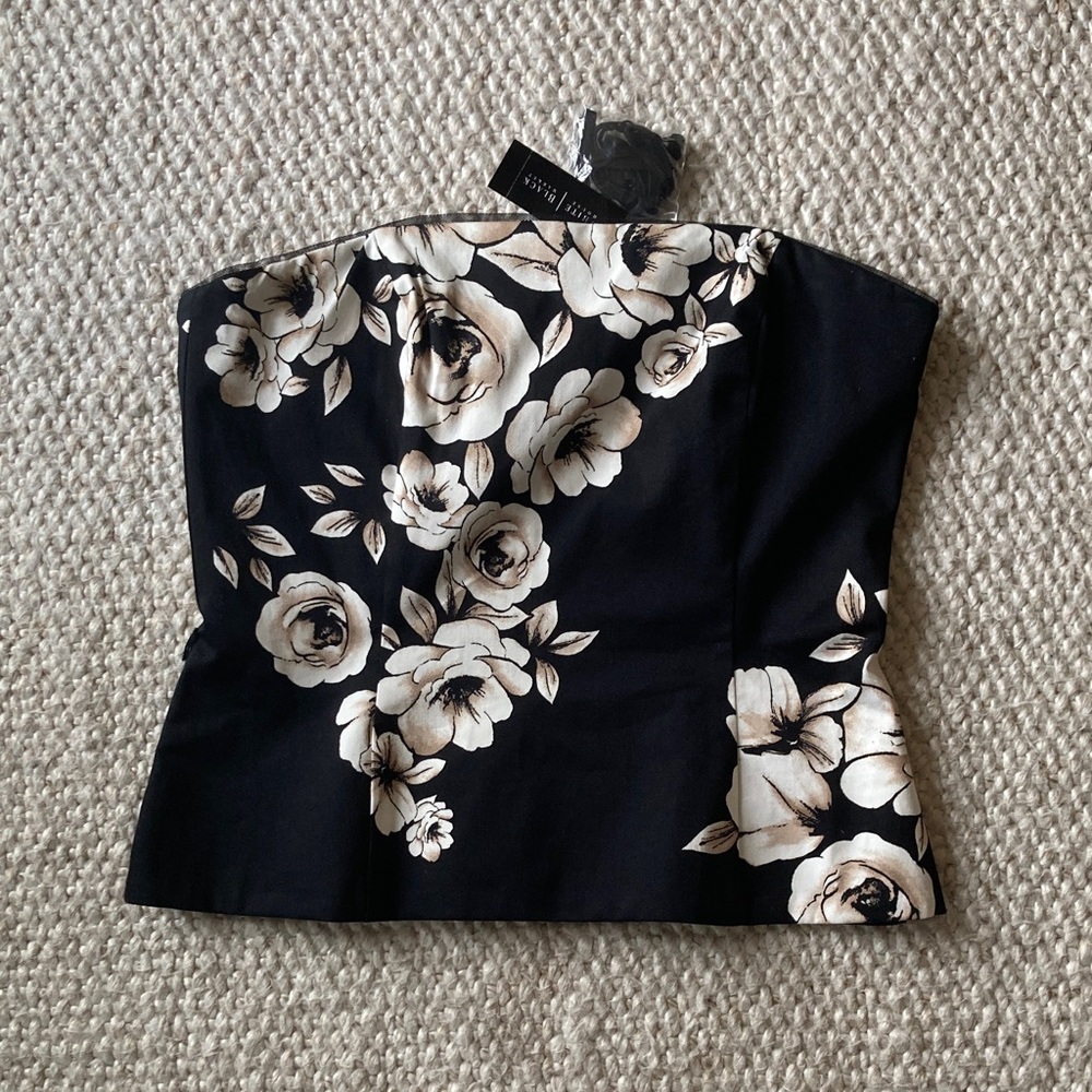 NWT White House Black Market Black Strapless Top, Sz 10, 97% Cotton